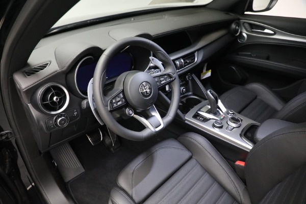 New 2024 Alfa Romeo Stelvio Veloce for sale $57,305 at Alfa Romeo of Westport in Westport CT 06880 20