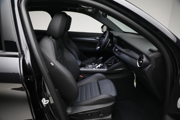 New 2024 Alfa Romeo Stelvio Veloce for sale $57,305 at Alfa Romeo of Westport in Westport CT 06880 22