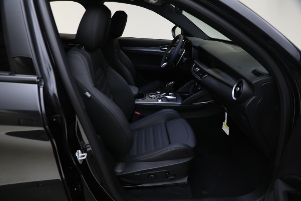New 2024 Alfa Romeo Stelvio Veloce for sale $54,380 at Alfa Romeo of Westport in Westport CT 06880 22