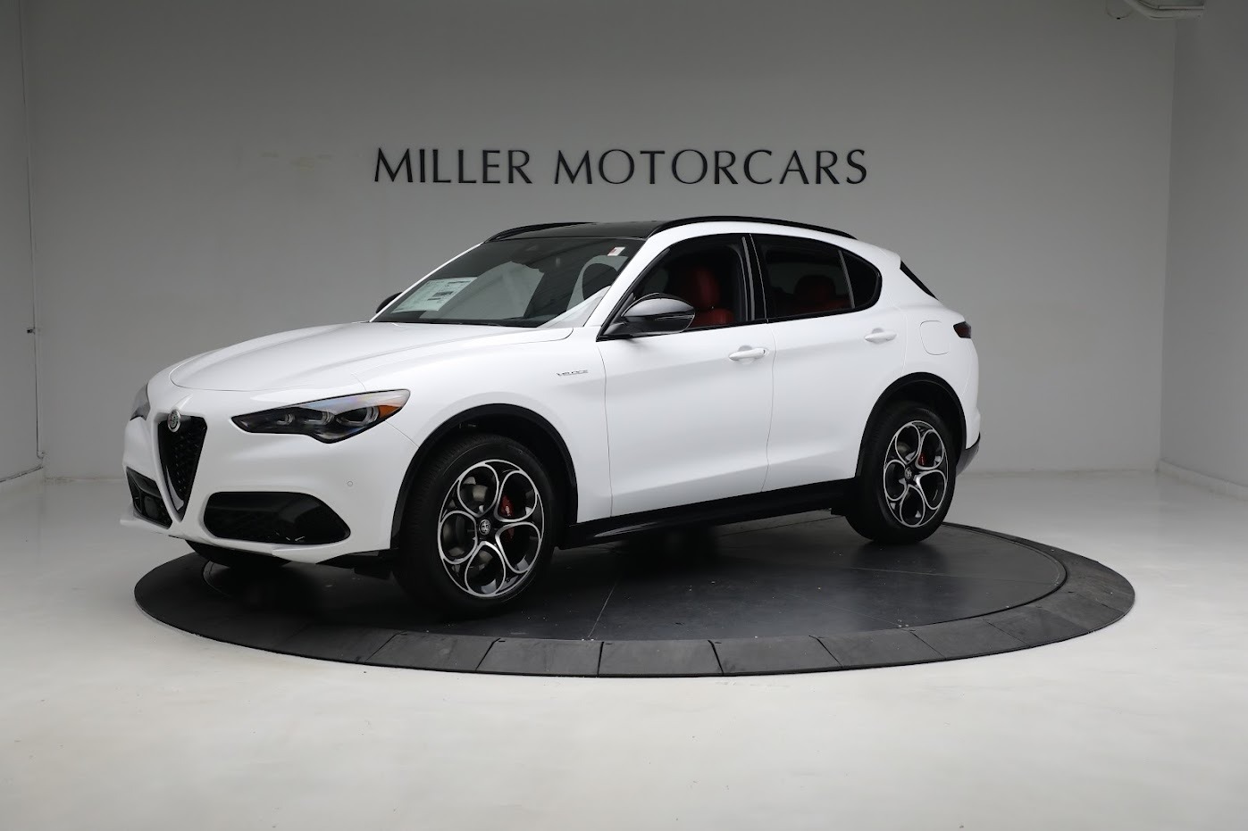 New 2024 Alfa Romeo Stelvio Veloce for sale $56,695 at Alfa Romeo of Westport in Westport CT 06880 1