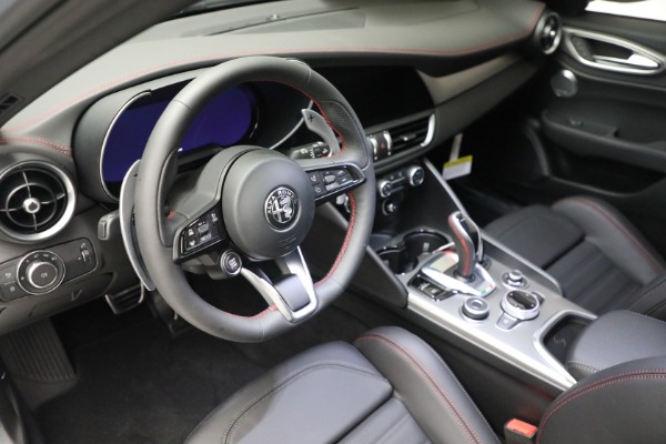 New 2024 Alfa Romeo Giulia Competizione for sale $58,160 at Alfa Romeo of Westport in Westport CT 06880 21