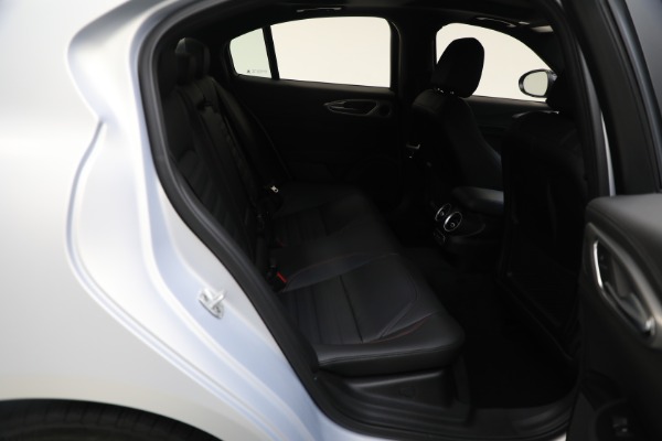 New 2024 Alfa Romeo Giulia Competizione for sale $58,160 at Alfa Romeo of Westport in Westport CT 06880 27