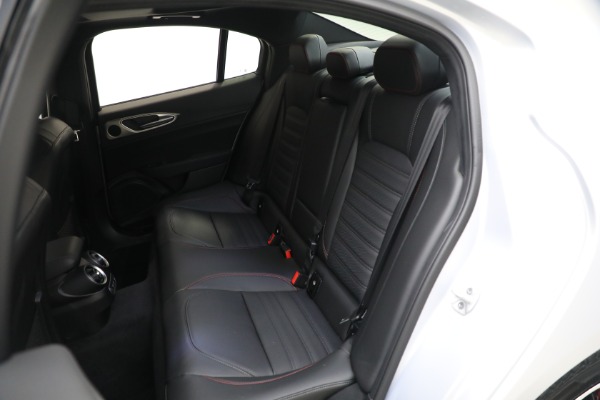 New 2024 Alfa Romeo Giulia Competizione for sale $58,160 at Alfa Romeo of Westport in Westport CT 06880 28