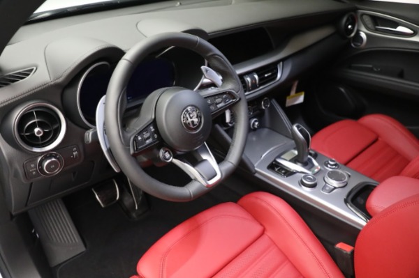 New 2024 Alfa Romeo Stelvio Veloce for sale $56,695 at Alfa Romeo of Westport in Westport CT 06880 22