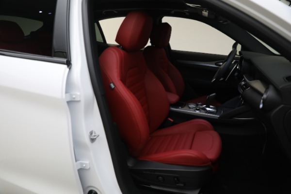 New 2024 Alfa Romeo Stelvio Veloce for sale $56,695 at Alfa Romeo of Westport in Westport CT 06880 26