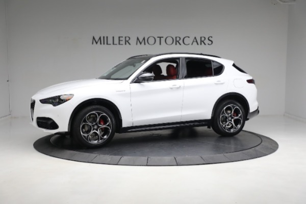 New 2024 Alfa Romeo Stelvio Veloce for sale $56,695 at Alfa Romeo of Westport in Westport CT 06880 4