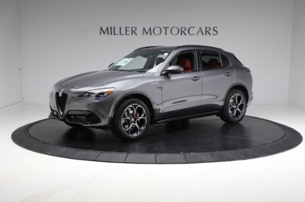 New 2024 Alfa Romeo Stelvio Veloce for sale $58,055 at Alfa Romeo of Westport in Westport CT 06880 4