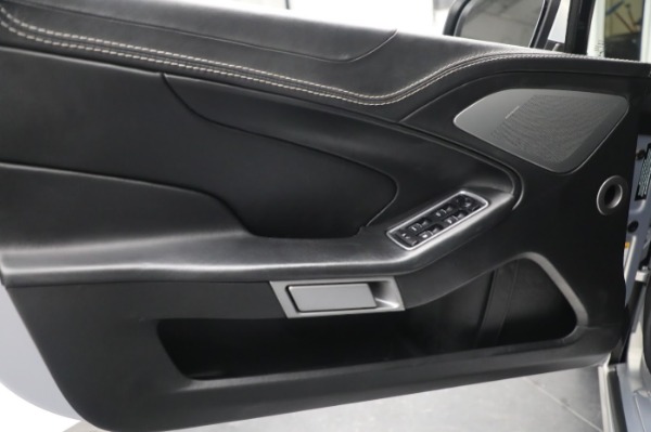Used 2016 Aston Martin Vanquish Volante for sale $149,900 at Alfa Romeo of Westport in Westport CT 06880 26