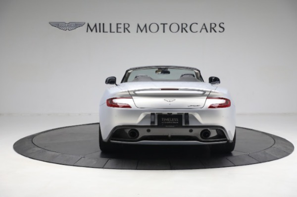 Used 2016 Aston Martin Vanquish Volante for sale $149,900 at Alfa Romeo of Westport in Westport CT 06880 5