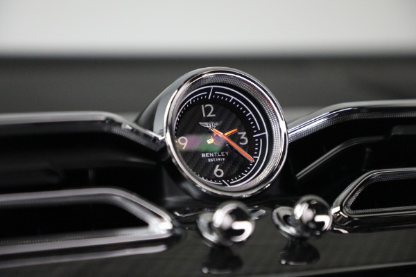 New 2023 Bentley Bentayga S V8 for sale $297,795 at Alfa Romeo of Westport in Westport CT 06880 25
