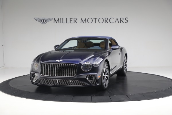 New 2024 Bentley Continental GTC V8 Azure for sale $340,570 at Alfa Romeo of Westport in Westport CT 06880 18