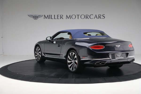 New 2024 Bentley Continental GTC V8 Azure for sale $340,570 at Alfa Romeo of Westport in Westport CT 06880 24