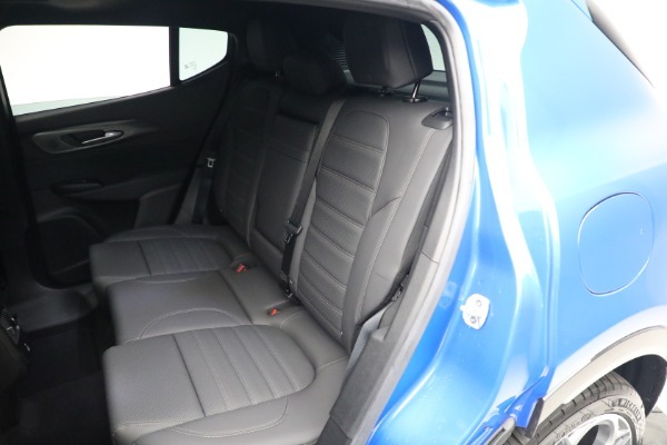 New 2024 Alfa Romeo Tonale Veloce for sale Sold at Alfa Romeo of Westport in Westport CT 06880 24