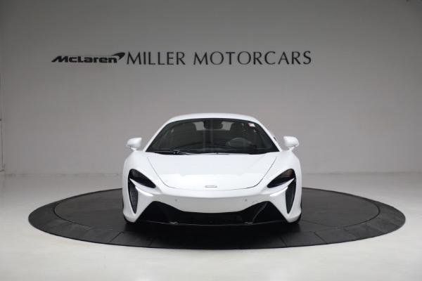 New 2023 McLaren Artura for sale Call for price at Alfa Romeo of Westport in Westport CT 06880 12