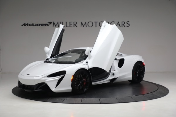 New 2023 McLaren Artura for sale Call for price at Alfa Romeo of Westport in Westport CT 06880 14