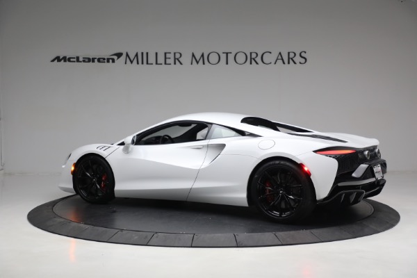 New 2023 McLaren Artura for sale Call for price at Alfa Romeo of Westport in Westport CT 06880 4