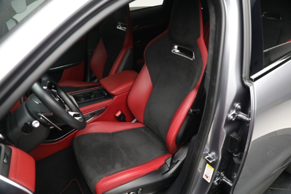 Used 2021 Jaguar F-PACE SVR for sale $71,900 at Alfa Romeo of Westport in Westport CT 06880 15