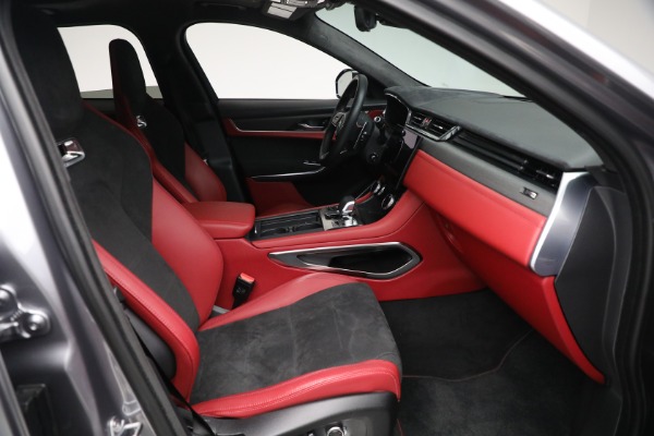 Used 2021 Jaguar F-PACE SVR for sale $71,900 at Alfa Romeo of Westport in Westport CT 06880 17