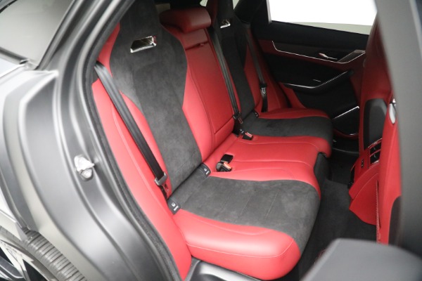 Used 2021 Jaguar F-PACE SVR for sale $71,900 at Alfa Romeo of Westport in Westport CT 06880 20