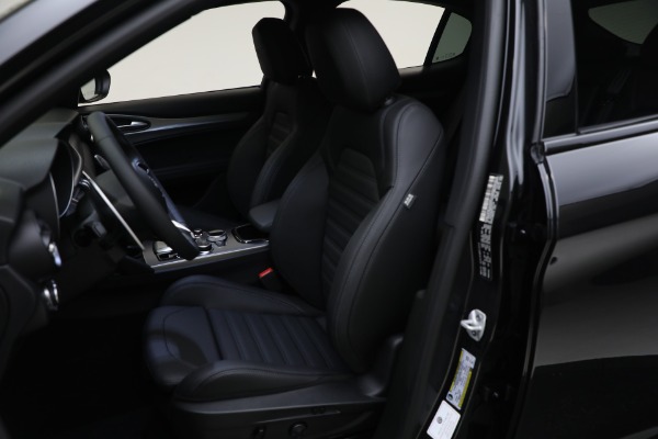 New 2024 Alfa Romeo Stelvio Veloce for sale $54,380 at Alfa Romeo of Westport in Westport CT 06880 19