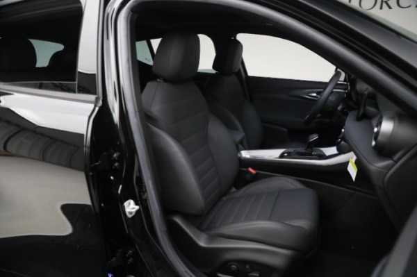 New 2024 Alfa Romeo Tonale Ti for sale Sold at Alfa Romeo of Westport in Westport CT 06880 25