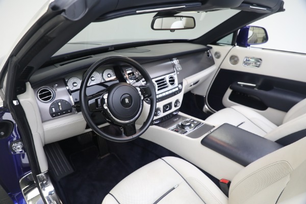 Used 2017 Rolls-Royce Dawn for sale $248,900 at Alfa Romeo of Westport in Westport CT 06880 24