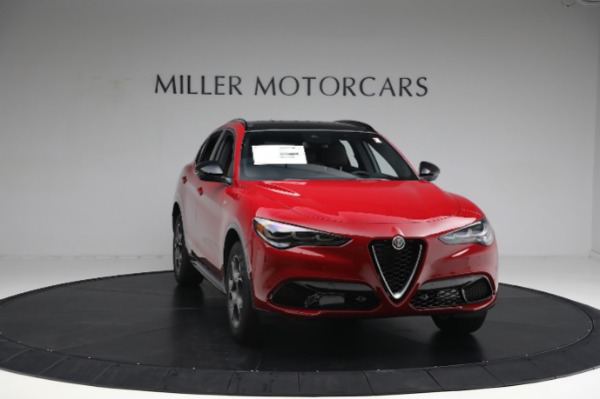 New 2024 Alfa Romeo Stelvio Ti for sale $53,920 at Alfa Romeo of Westport in Westport CT 06880 10