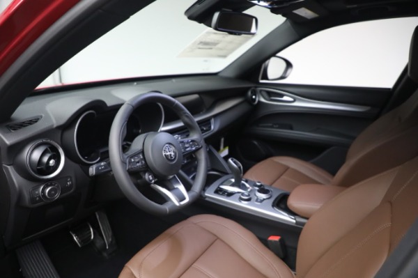 New 2024 Alfa Romeo Stelvio Ti for sale $53,920 at Alfa Romeo of Westport in Westport CT 06880 24