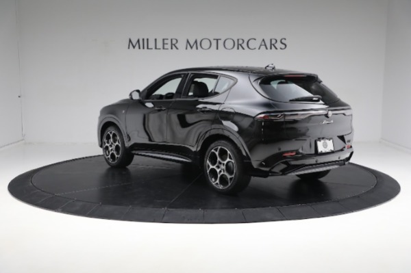 New 2024 Alfa Romeo Tonale Ti for sale $52,790 at Alfa Romeo of Westport in Westport CT 06880 11