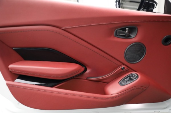 Used 2021 Aston Martin Vantage for sale Sold at Alfa Romeo of Westport in Westport CT 06880 17