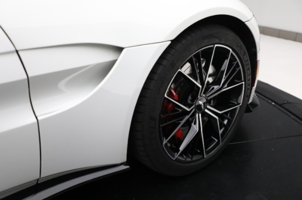 Used 2021 Aston Martin Vantage for sale Sold at Alfa Romeo of Westport in Westport CT 06880 27