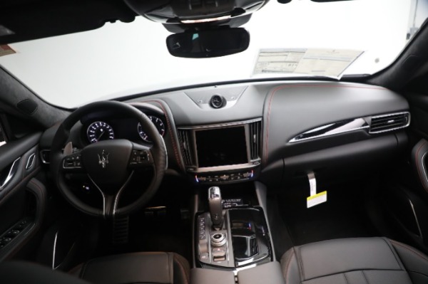New 2023 Maserati Levante Modena for sale $101,989 at Alfa Romeo of Westport in Westport CT 06880 27