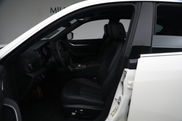 New 2023 Maserati Levante Modena for sale $98,059 at Alfa Romeo of Westport in Westport CT 06880 25