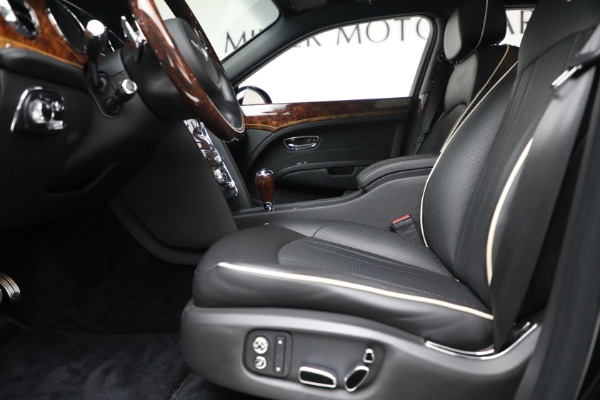 Used 2017 Bentley Mulsanne for sale $149,900 at Alfa Romeo of Westport in Westport CT 06880 23