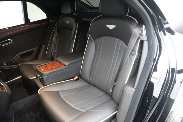Used 2017 Bentley Mulsanne for sale $149,900 at Alfa Romeo of Westport in Westport CT 06880 24