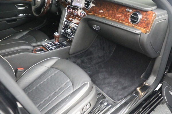 Used 2017 Bentley Mulsanne for sale $149,900 at Alfa Romeo of Westport in Westport CT 06880 25