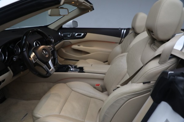 Used 2016 Mercedes-Benz SL-Class SL 400 for sale $44,900 at Alfa Romeo of Westport in Westport CT 06880 25