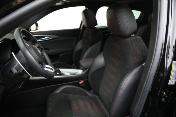Used 2024 Alfa Romeo Tonale Veloce for sale Sold at Alfa Romeo of Westport in Westport CT 06880 13