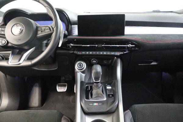 Used 2024 Alfa Romeo Tonale Veloce for sale Sold at Alfa Romeo of Westport in Westport CT 06880 21