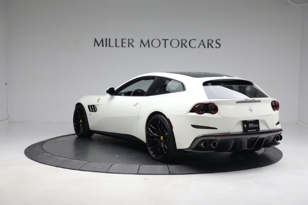 Used 2018 Ferrari GTC4Lusso for sale $225,900 at Alfa Romeo of Westport in Westport CT 06880 4