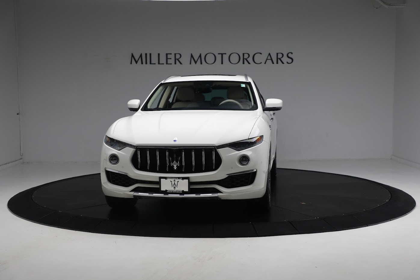 Used 2021 Maserati Levante S GranLusso for sale $62,900 at Alfa Romeo of Westport in Westport CT 06880 1