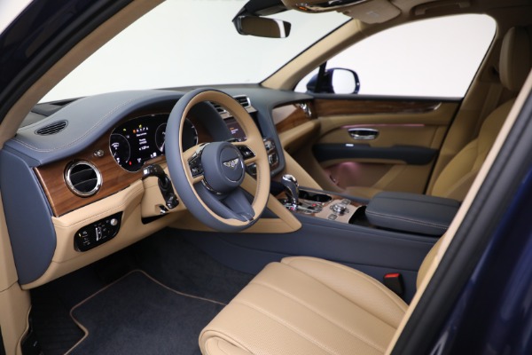 New 2023 Bentley Bentayga V8 for sale $238,450 at Alfa Romeo of Westport in Westport CT 06880 15