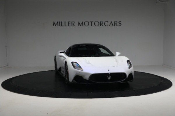 Used 2022 Maserati MC20 for sale $203,900 at Alfa Romeo of Westport in Westport CT 06880 24