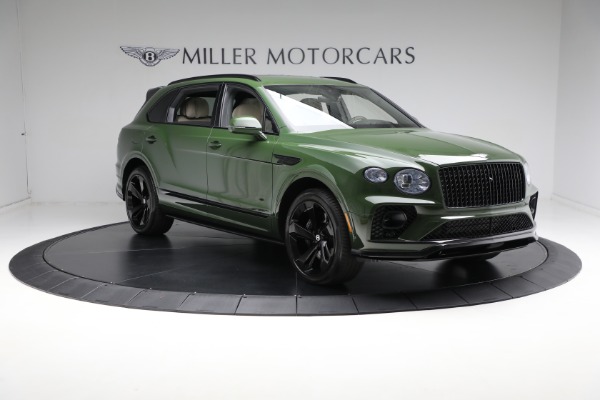 Used 2023 Bentley Bentayga EWB Azure V8 for sale Sold at Alfa Romeo of Westport in Westport CT 06880 18