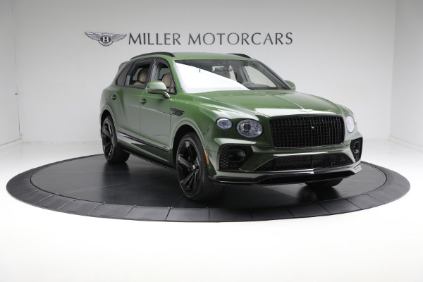 Used 2023 Bentley Bentayga EWB Azure V8 for sale Sold at Alfa Romeo of Westport in Westport CT 06880 19