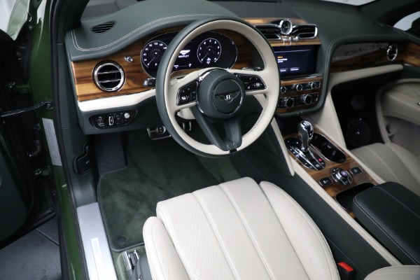 Used 2023 Bentley Bentayga EWB Azure V8 for sale Sold at Alfa Romeo of Westport in Westport CT 06880 22