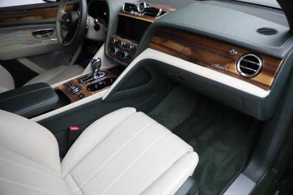 Used 2023 Bentley Bentayga EWB Azure V8 for sale Sold at Alfa Romeo of Westport in Westport CT 06880 27
