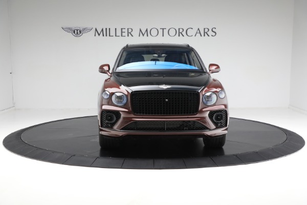 Used 2023 Bentley Bentayga EWB Azure V8 for sale $264,900 at Alfa Romeo of Westport in Westport CT 06880 16