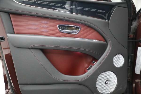 Used 2023 Bentley Bentayga EWB Azure V8 for sale $264,900 at Alfa Romeo of Westport in Westport CT 06880 23