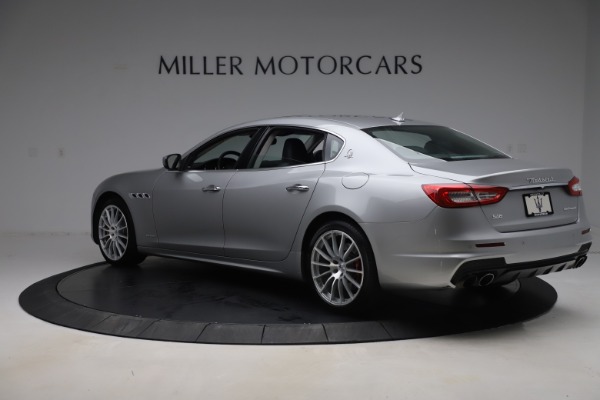 Used 2017 Maserati Quattroporte S Q4 GranSport for sale Sold at Alfa Romeo of Westport in Westport CT 06880 4